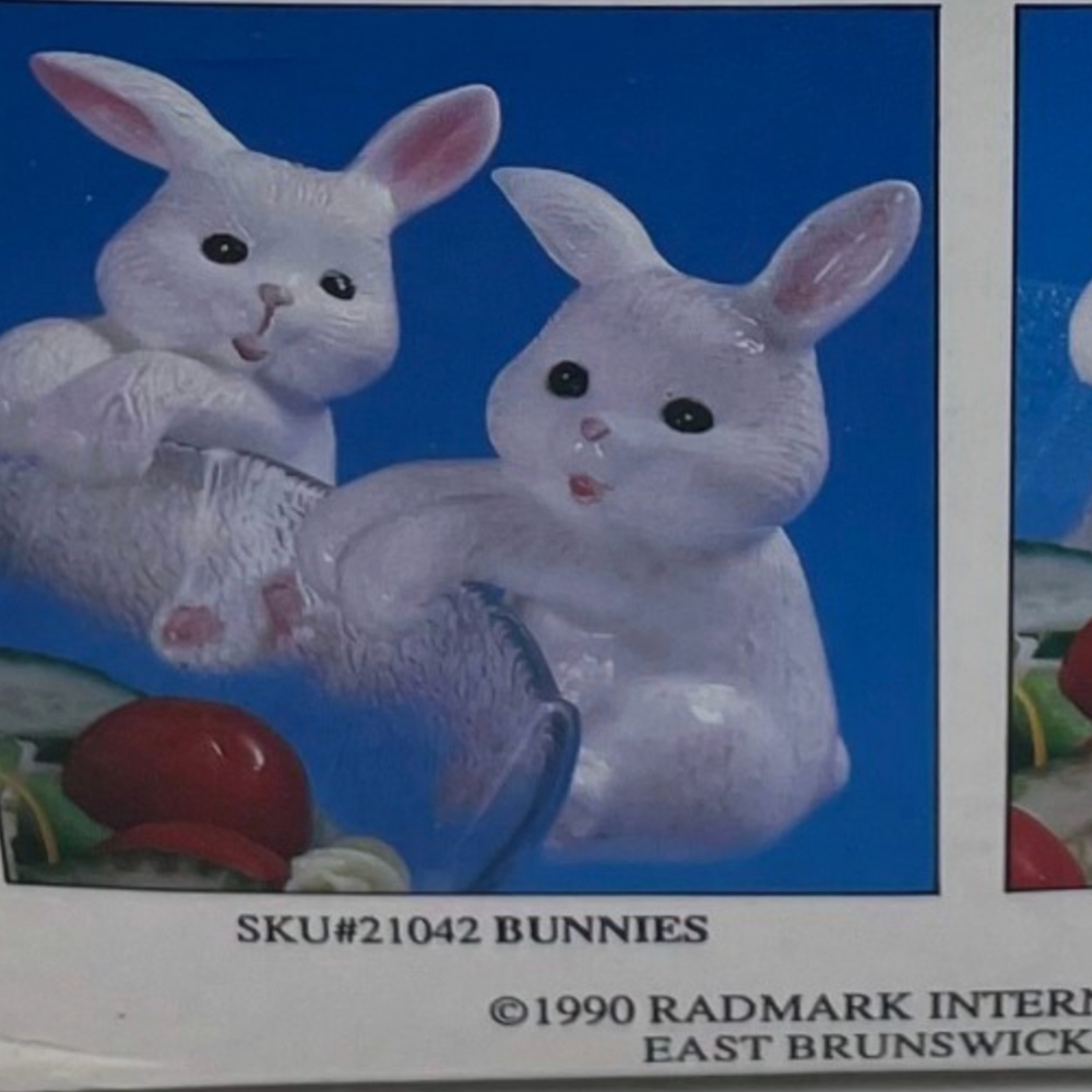 🐰 Vtg Bunny Hanging Salt & Pepper Shakers - Picture 9 of 9